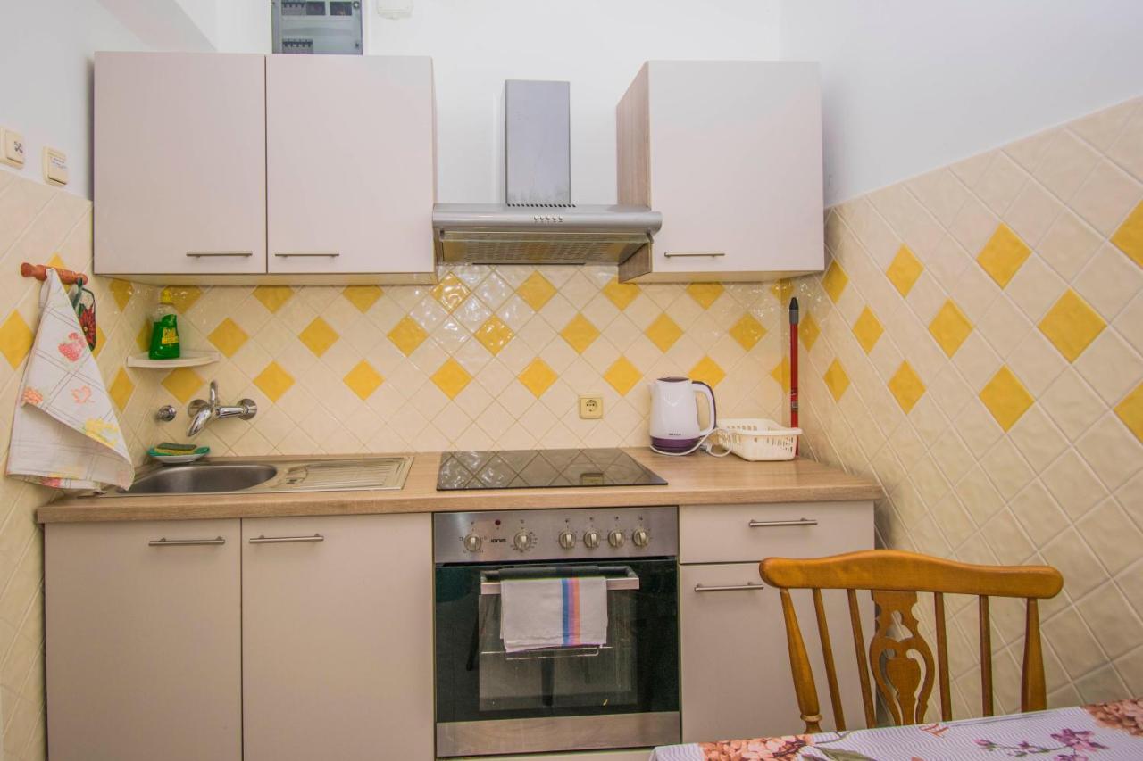 Apartments Anita near Opatija with private parking Matulji Bagian luar foto